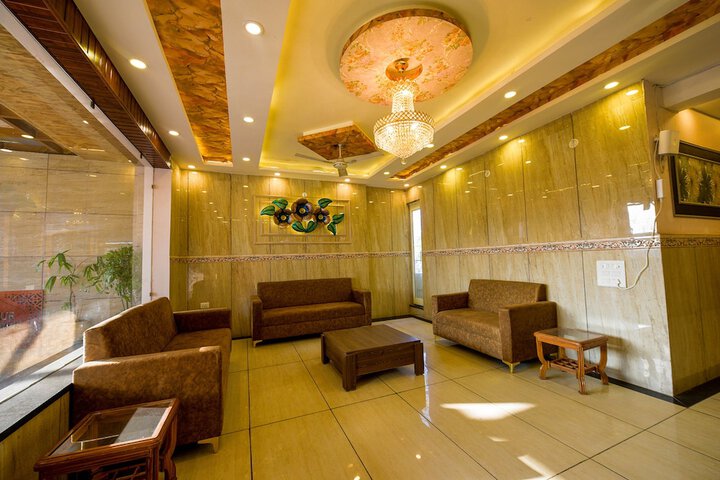 Hotel Interior 9 of 24