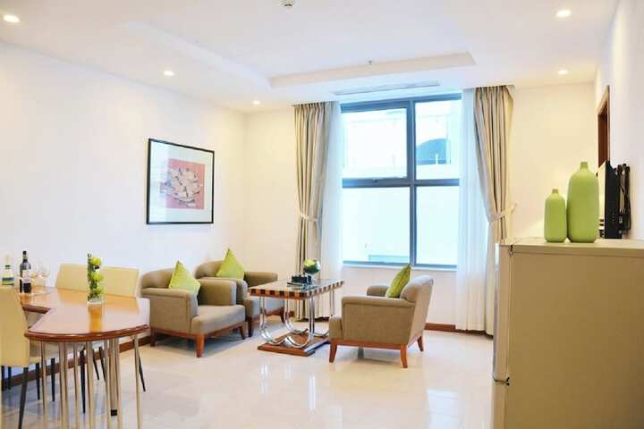 Room 25 of 119