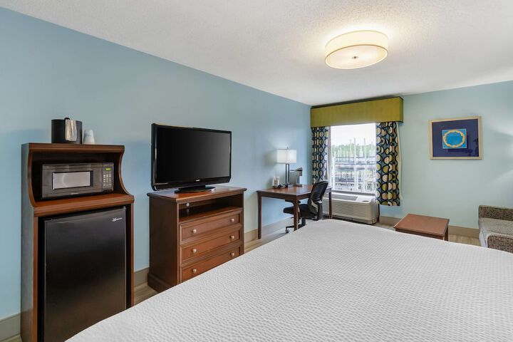 Room 9 of 31