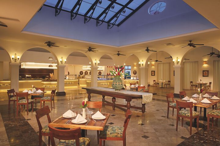 Dining 108 of 149