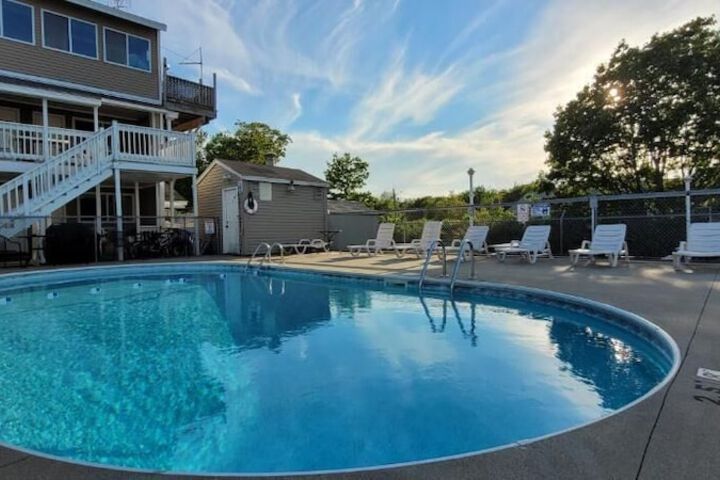 Pool image of Green Dolphin Motel