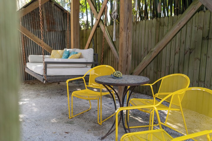 Hotel Exterior 117 of 127