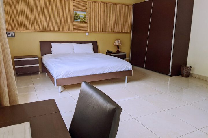 Room 20 of 50