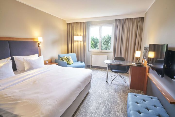 Room 21 of 201