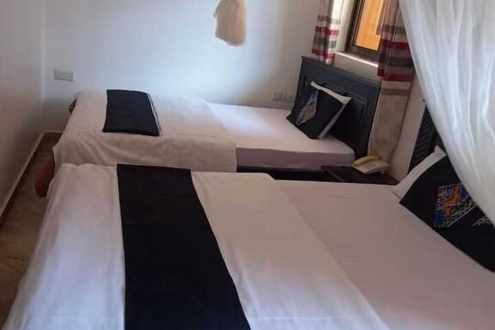 Room 7 of 45
