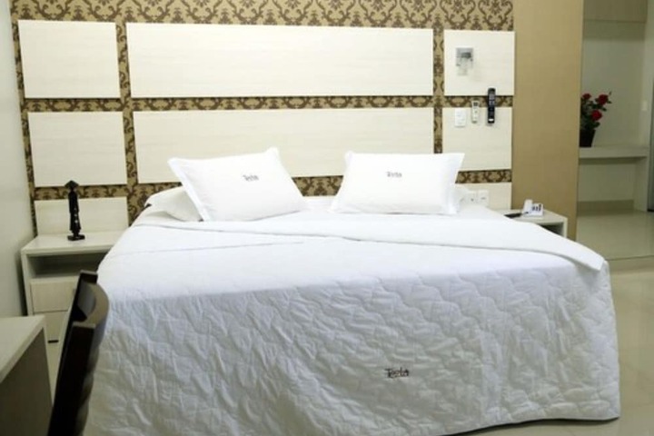 Room 14 of 125