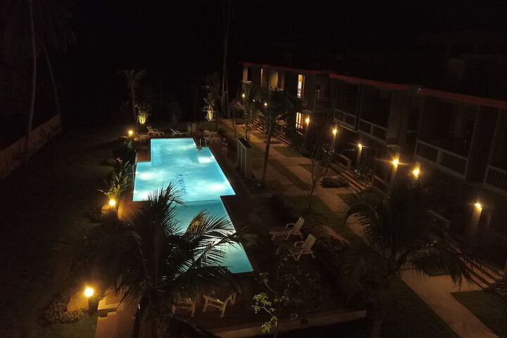 Pool 69 of 101