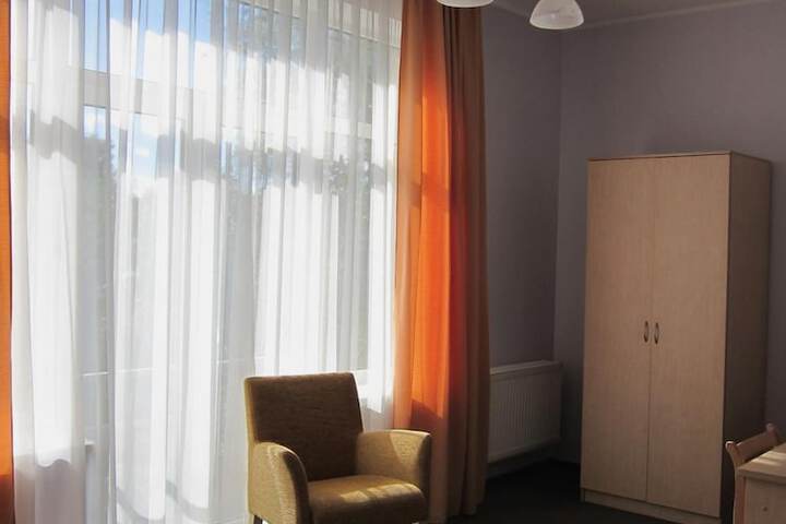 Room 21 of 51