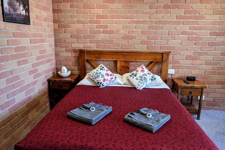 Room 10 of 74