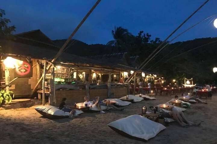 Beach bar