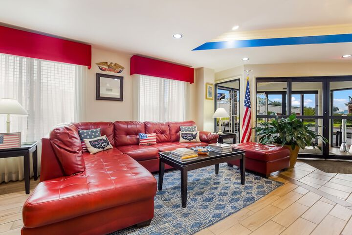 Hotel Interior 5 of 63