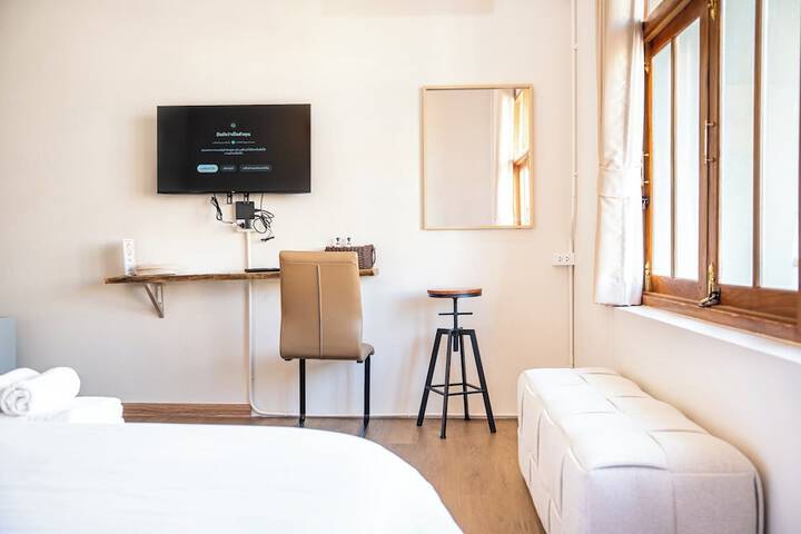 Room 40 of 63