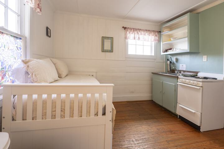 Room 147 of 309
