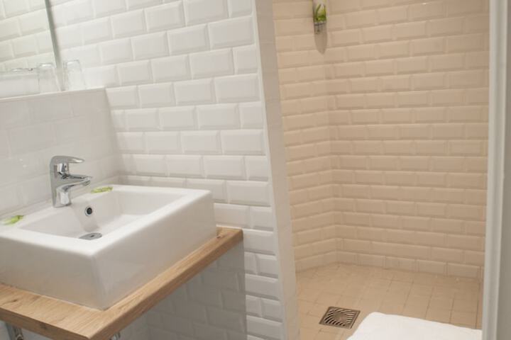 Clean Restrooms