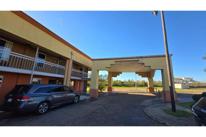 Diamond Inn Motel by OYO Jackson Hwy 80- I-20 in Jackson, MS