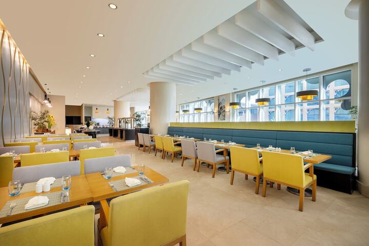 Dining 114 of 178