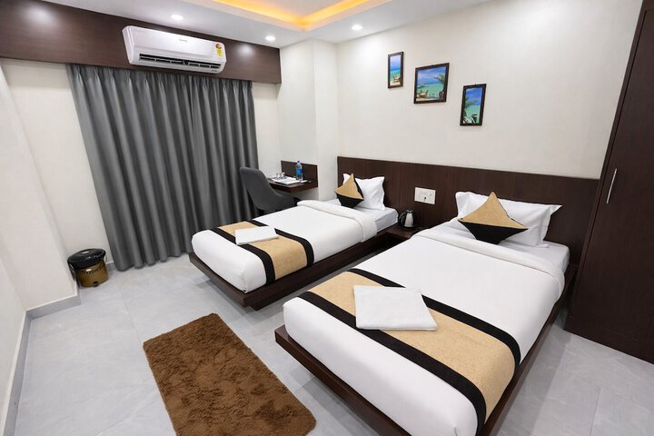 Room 12 of 31