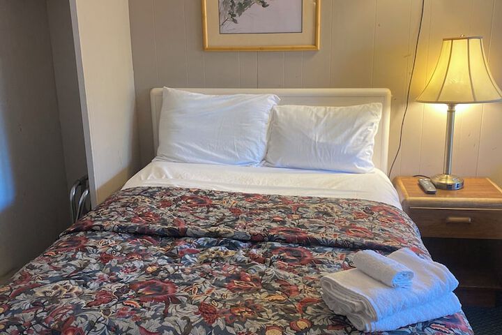 Room 17 of 46