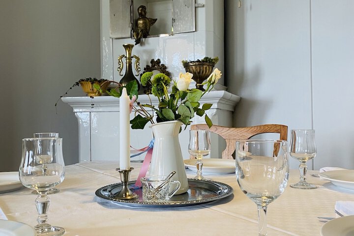 Dining 42 of 64