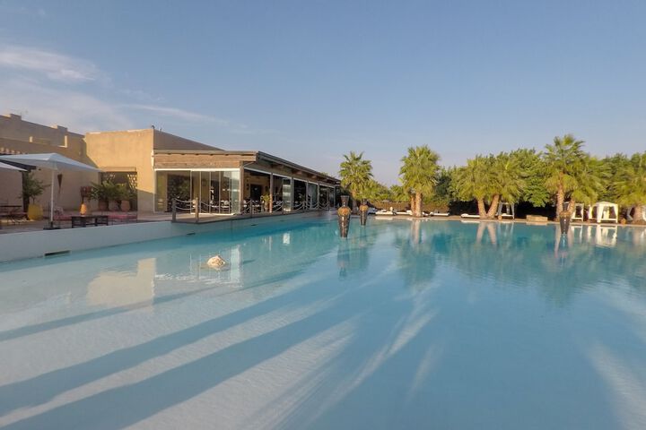 Pool 30 of 70