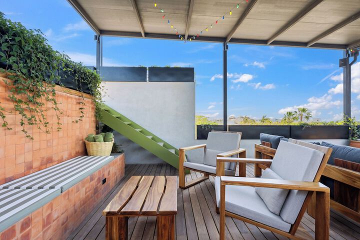 Terrace/Patio 90 of 98