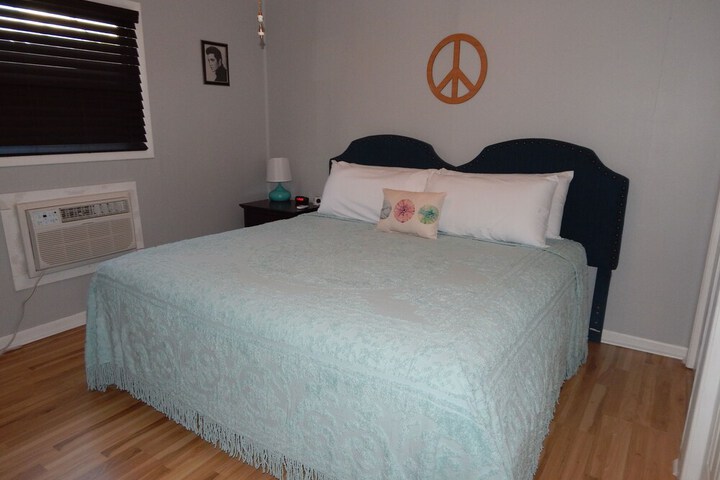 Room 36 of 114