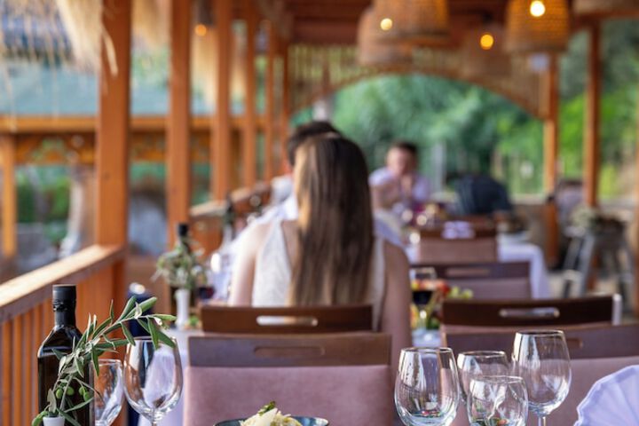 Dining 228 of 552