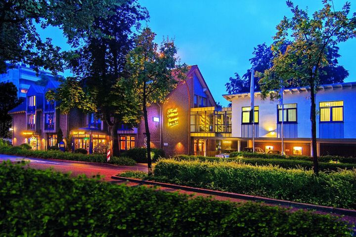 Hotel 41 of 42