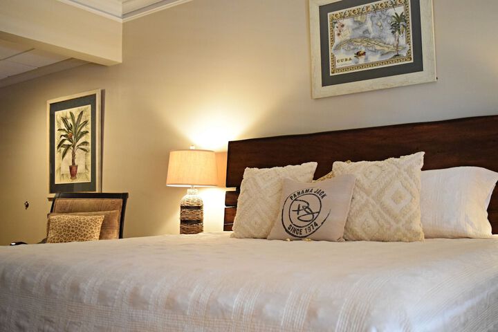 Room 95 of 227