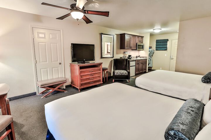 Room 4 of 75