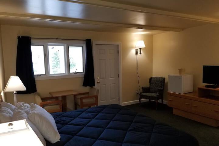Room 25 of 52