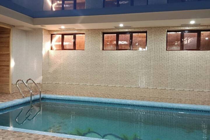 Pool 9 of 10