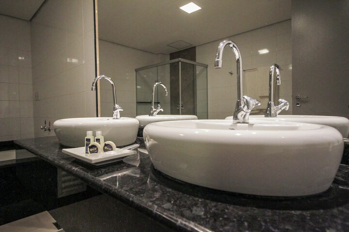 Clean Restrooms