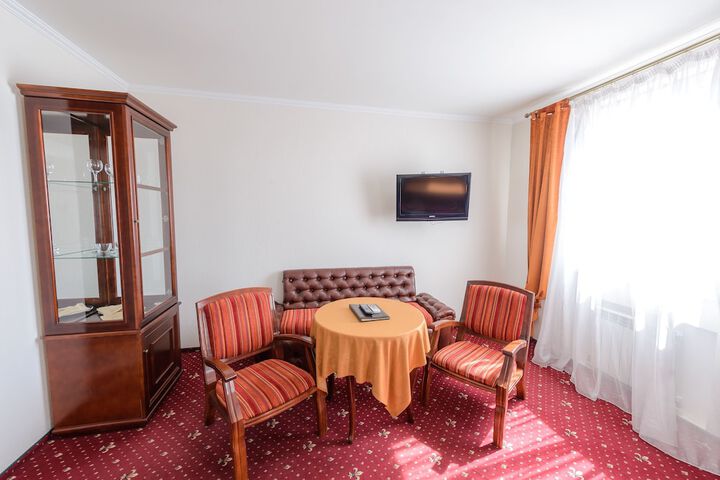 Room 14 of 15