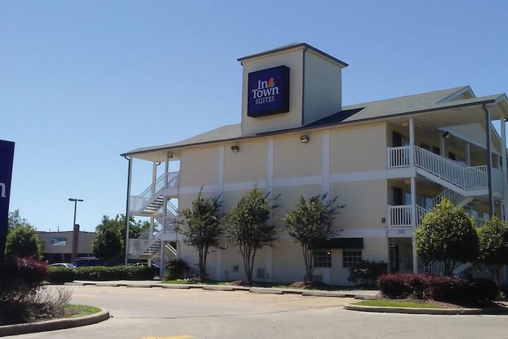 Hotel 26 of 28