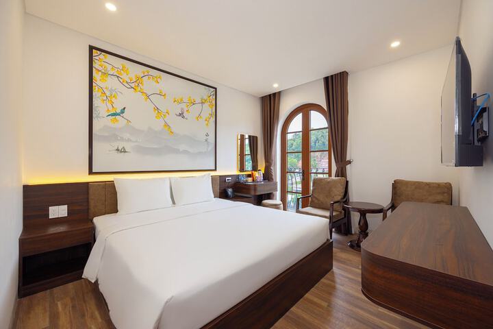 Room 14 of 27