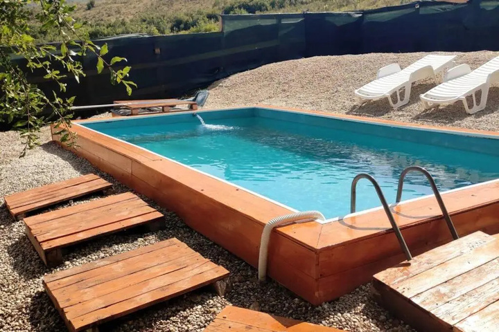 Pool 5 of 11