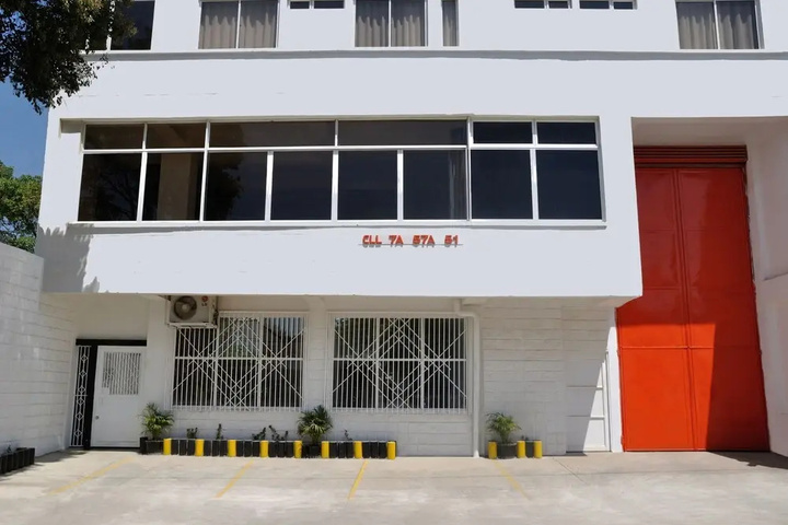 Hlu Hoteles