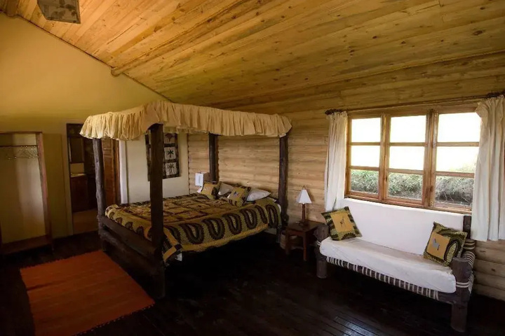 Room 2 of 15