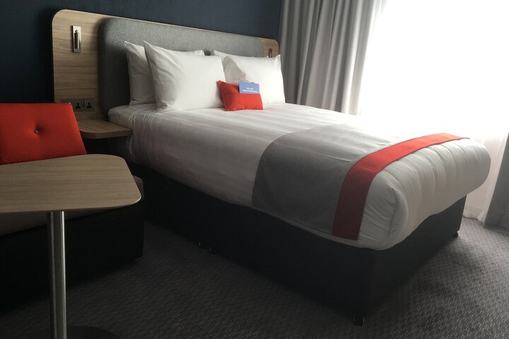 Room 9 of 78