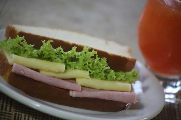 Dining 33 of 72