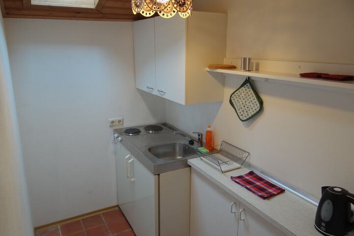 Room 32 of 61