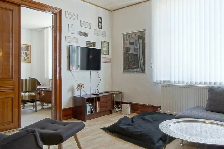 Room 4 of 14