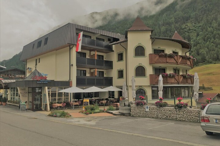 Hotel 51 of 54