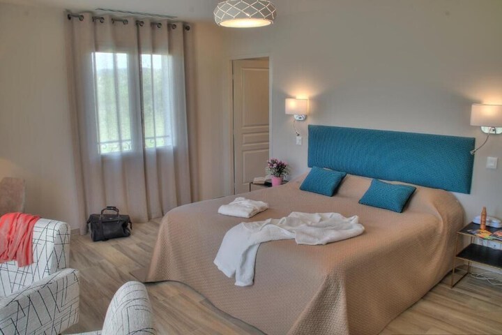 Room 19 of 44