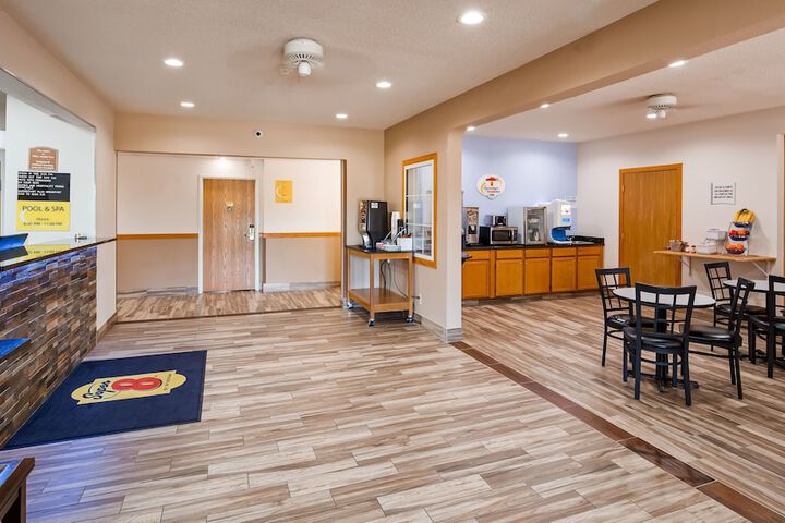 Hotel Interior 3 of 31