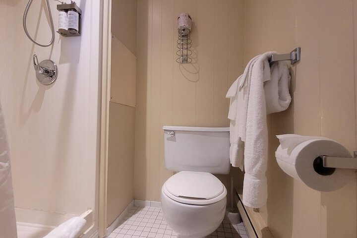 Room 61 of 85