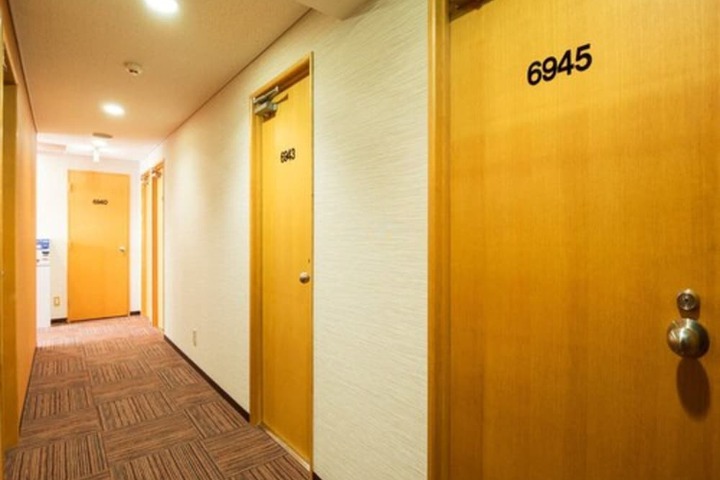 Ballroom/Hall 43 of 45