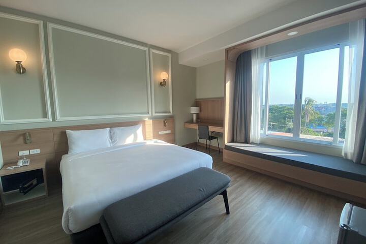 Room 8 of 29