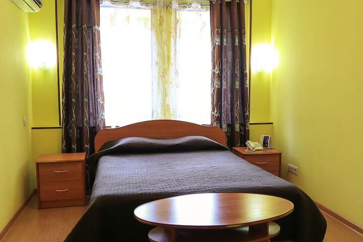 Room 6 of 46